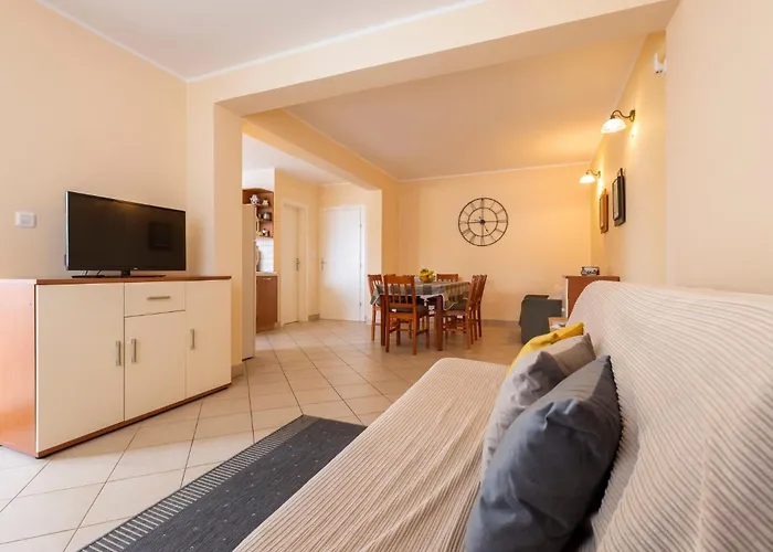 Seaside With A Swimming Pool Losinj, Losinj - 22580 Apartman