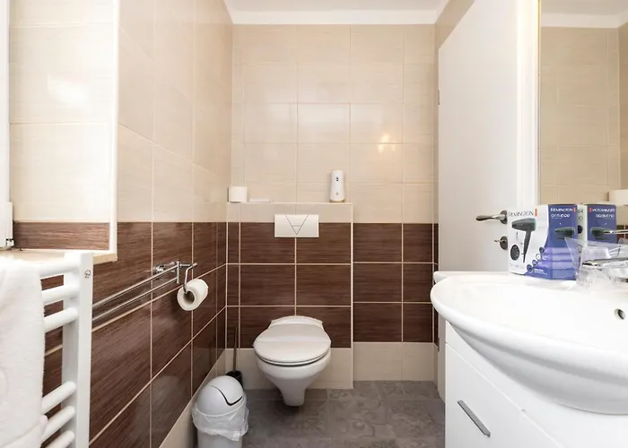 Apartman Seaside With A Swimming Pool Losinj, Losinj - 22580 *