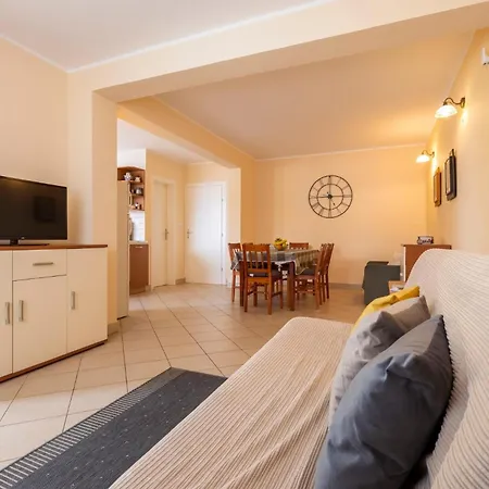 Seaside With A Swimming Pool Losinj, Losinj - 22580 Apartment