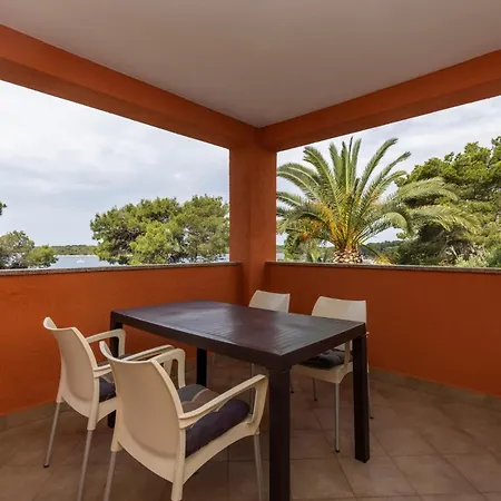 Seaside With A Swimming Pool Losinj, Losinj - 22580