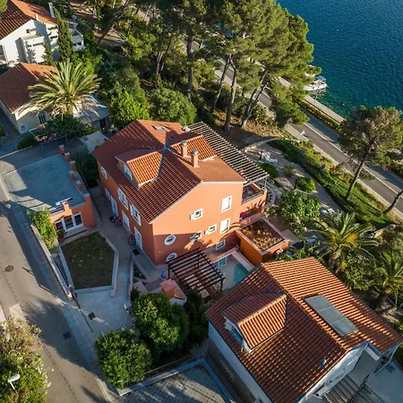 Apartment Seaside With A Swimming Pool Losinj, Losinj - 22580
